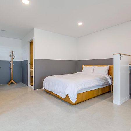 Lunamar Pension Jeju Ngoại thất bức ảnh