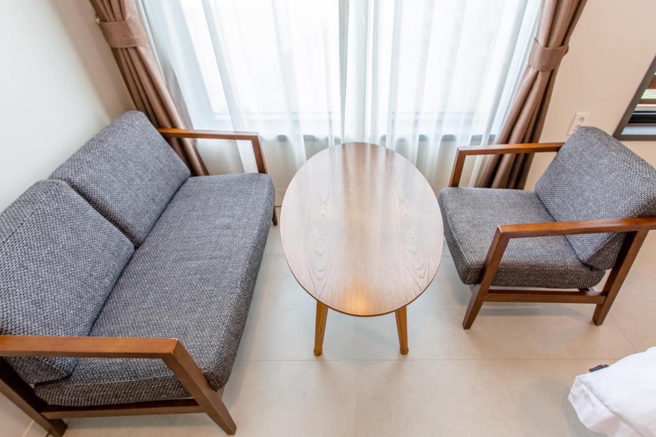 Lunamar Pension Jeju Ngoại thất bức ảnh