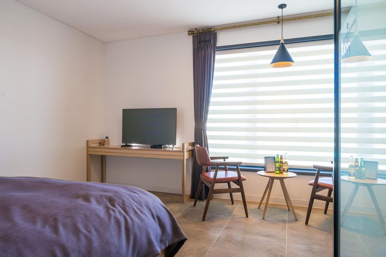 Lunamar Pension Jeju Ngoại thất bức ảnh