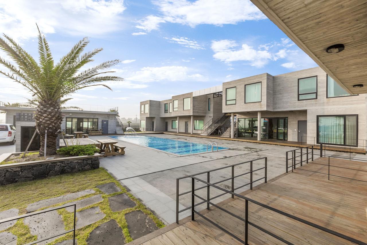 Lunamar Pension Jeju Ngoại thất bức ảnh