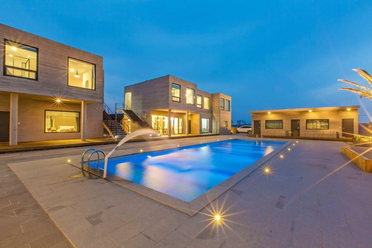 Lunamar Pension Jeju Ngoại thất bức ảnh